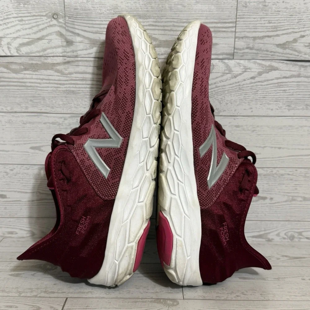 New Balance Beacon v2 Shoes Women Sz 10 Fresh Foam Burgundy Running Sneakers
